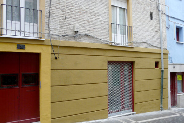 Rehabilitación Integral de un edificio de viviendas. Fachadas, instalaciones y accesos, en Mañueta 3, Pamplona.