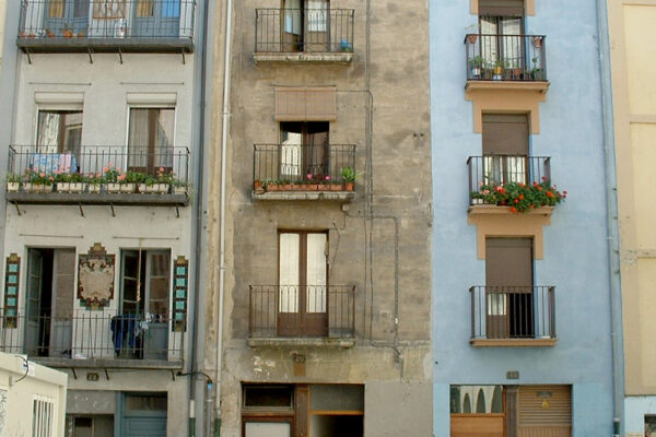 Rehabilitación integral de un edificio de viviendas en Calderería 20, Pamplona.